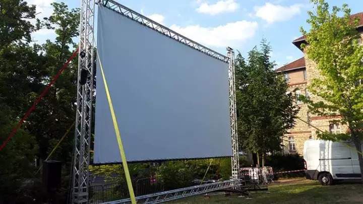 Projection de cinéma, Fontainebleau